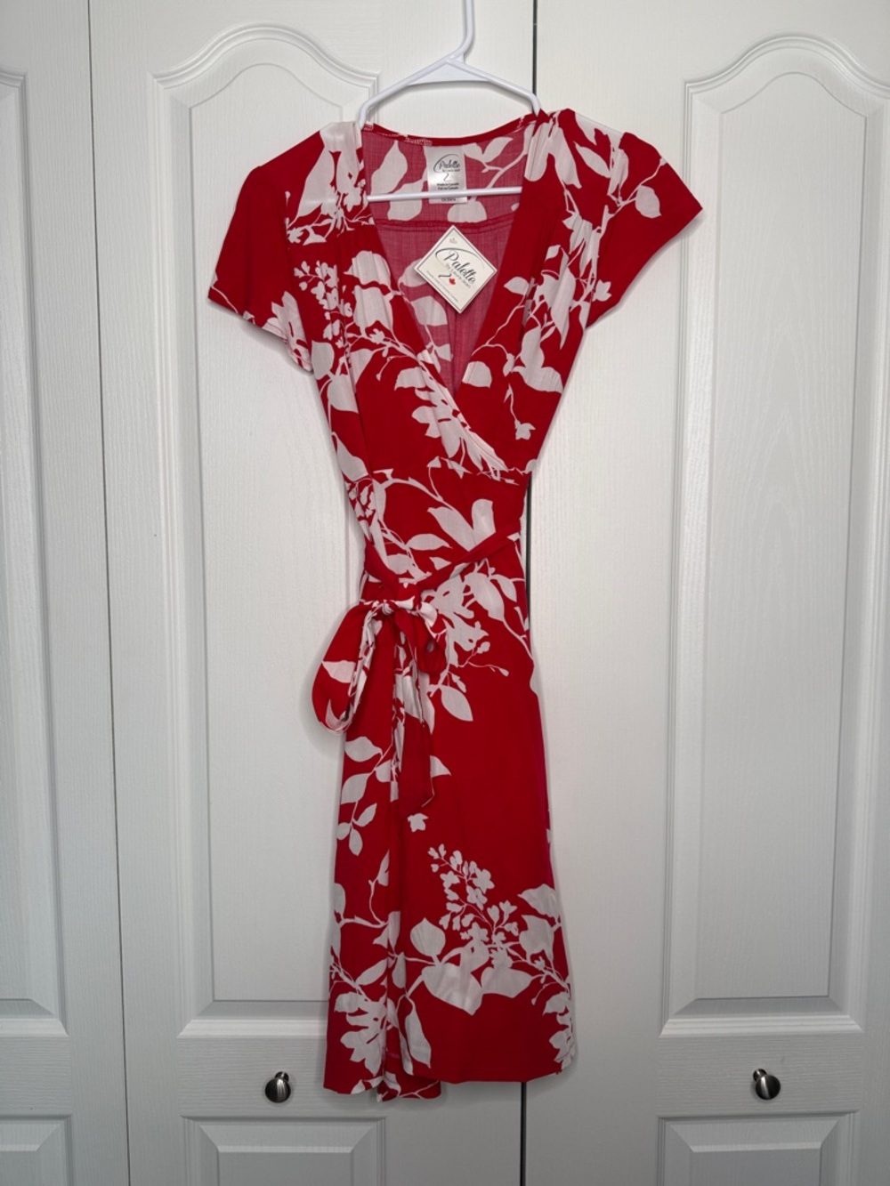 🇨🇦 Palette by Laura Jean - Andrea wrap dress size small Pit